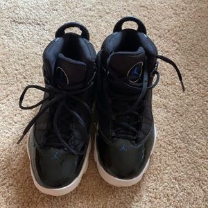 🏀 Jordan’s 🏀. Boys size 3